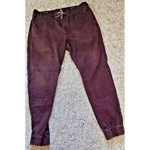 Bullhead Skinny Fit Straight Leg Burgundy Khakis Jeans Men's Size Medium